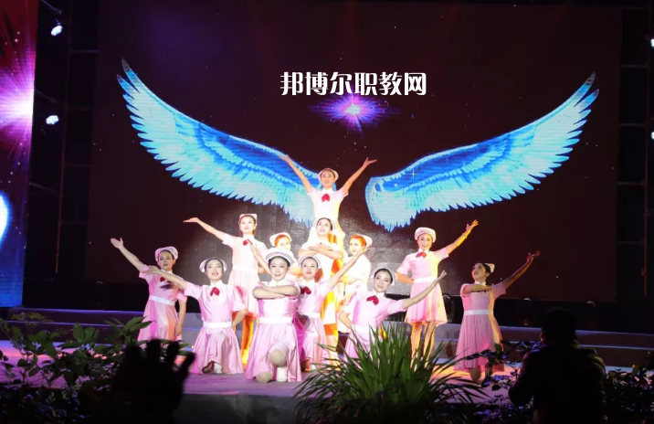 昭通衛(wèi)生學(xué)校2021年學(xué)費(fèi)、收費(fèi)多少