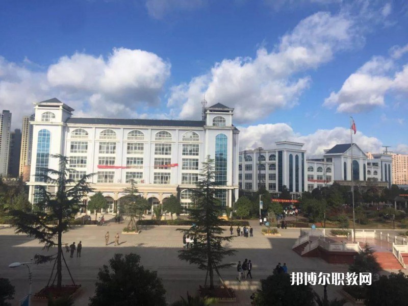 曲靖師宗職業(yè)技術(shù)學(xué)校2021年報(bào)名條件、招生要求、招生對(duì)象