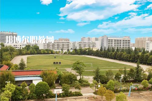 曲靖財經(jīng)學校2021年報名條件、招生要求、招生對象