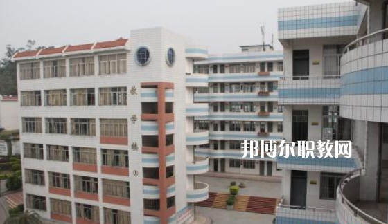 昆明第二職業(yè)中專學(xué)校2021年報名條件、招生對象