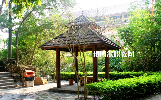 石家莊2021年上中?？梢钥即髮W(xué)嗎