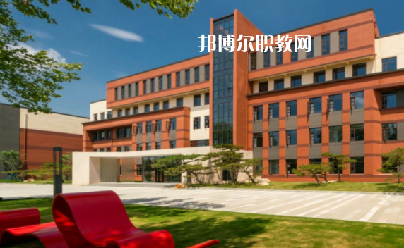 保定科技中等專業(yè)學(xué)校怎么樣、好不好