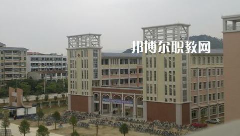 普寧科技職業(yè)技術(shù)學(xué)校2022年報(bào)名條件、招生要求、招生對象