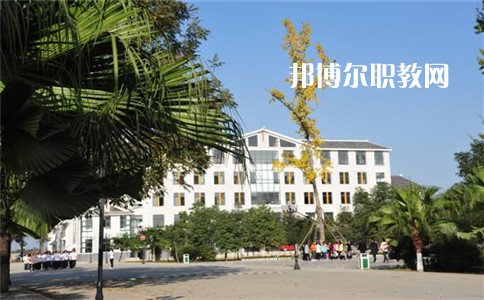 重慶聚英技工學(xué)校升學(xué)部2022年招生錄取分?jǐn)?shù)線(xiàn) 