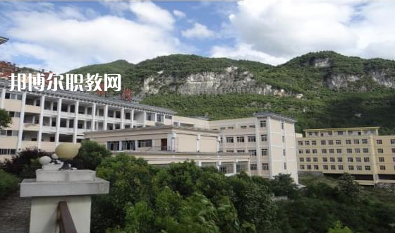 德慶縣中等職業(yè)學(xué)校2022年報名條件、招生要求、招生對象