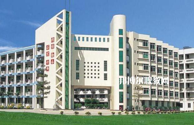 重慶第二農(nóng)業(yè)學(xué)校2022年學(xué)費、收費多少 