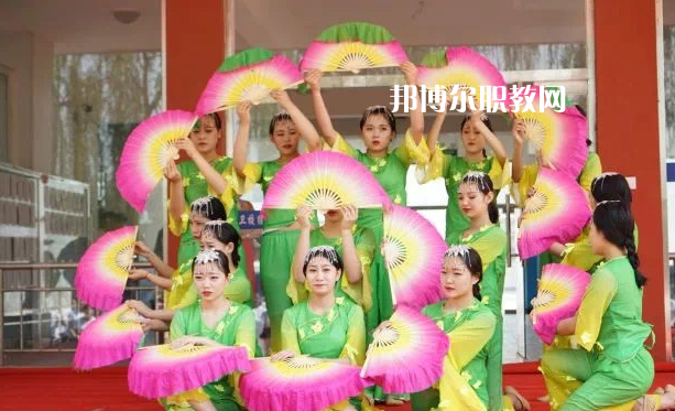 定州衛(wèi)生中等專業(yè)學(xué)校2022年學(xué)費、收費多少