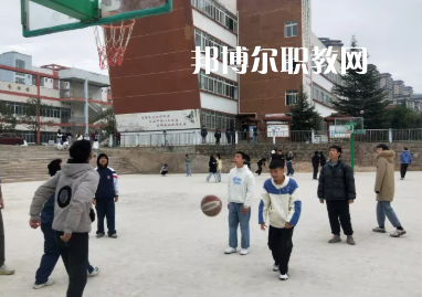 清鎮(zhèn)中等職業(yè)技術(shù)學校2022年學費、收費多少