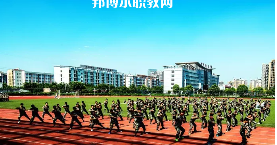 四川商貿(mào)學(xué)校怎么樣、好不好