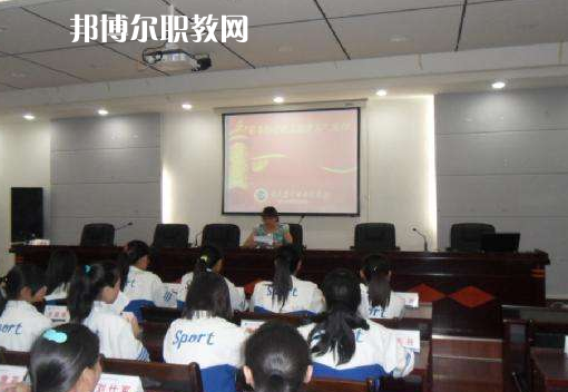 余慶中等職業(yè)學(xué)校2022年學(xué)費(fèi)、收費(fèi)多少