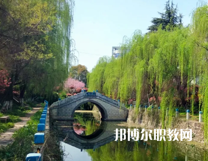 常州市工貿(mào)高級技工學(xué)校2022年報名條件、招生要求、招生對象