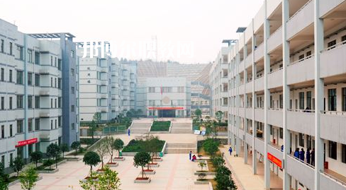 遵義南方白酒中等專業(yè)學(xué)校2022年報(bào)名條件、招生要求、招生對(duì)象