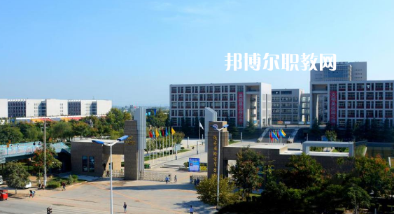 陜西國際商貿(mào)學(xué)院附屬中職校2022年報名條件、招生要求、招生對象