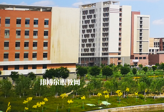 蘭州市商業(yè)學(xué)校2022年報名條件、招生要求、招生對象 