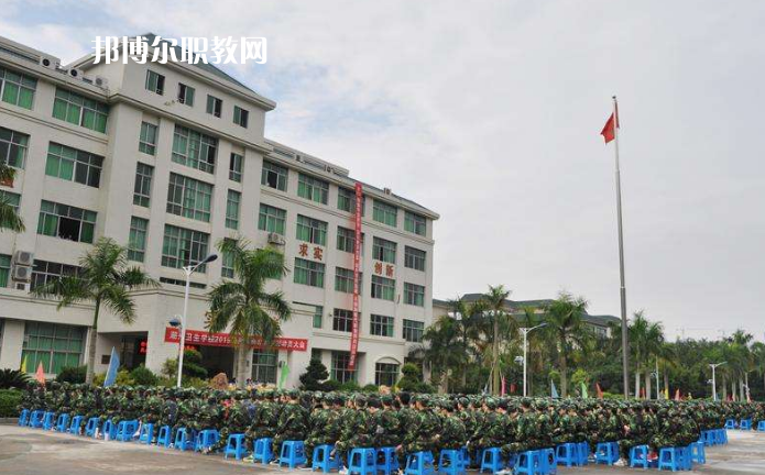 廣東省潮州衛(wèi)生學(xué)校2022年報(bào)名條件、招生要求、招生對象