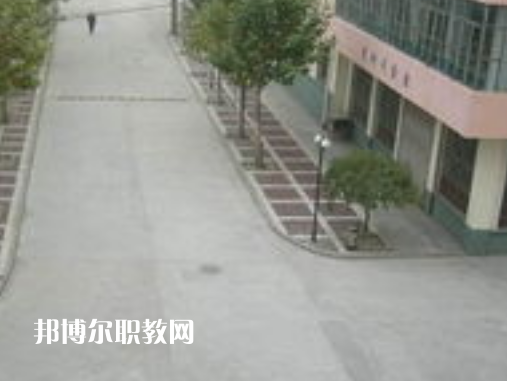 蘭州鐵路機(jī)械學(xué)校2022年報(bào)名條件、招生要求、招生對(duì)象