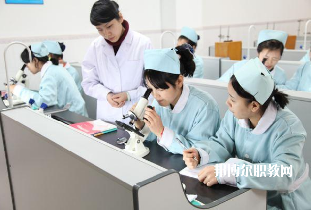 四川涼山衛(wèi)生學(xué)校2022年報(bào)名條件、招生要求、招生對(duì)象