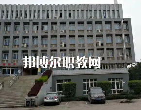 重慶農(nóng)業(yè)學(xué)校2022年報(bào)名條件、招生要求、招生對(duì)象