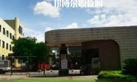 西昌第一職業(yè)技術(shù)中學2022年報名條件、招生要求、招生對象