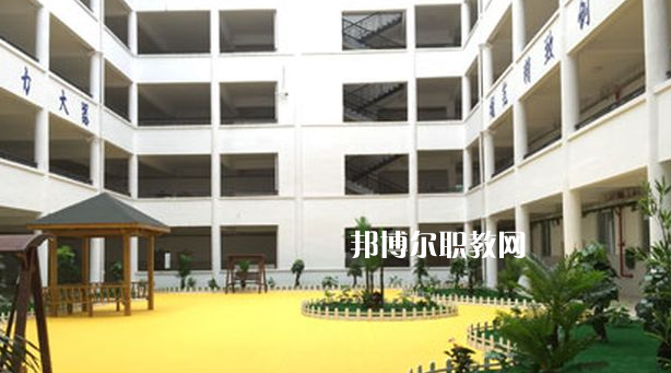 黔東南州德才科技職業(yè)學(xué)校怎么樣、好不好