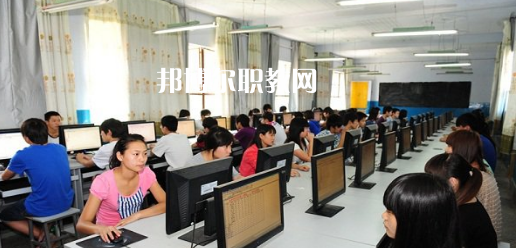 四川省涼山農(nóng)業(yè)學(xué)校2022年有哪些專(zhuān)業(yè)