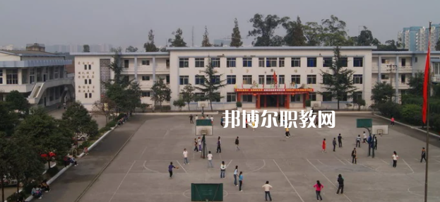 成都市育華職業(yè)學(xué)校怎么樣、好不好