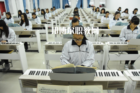 保定幼兒師范高等?？茖W(xué)校2022年報(bào)名條件、招生要求、招生對象