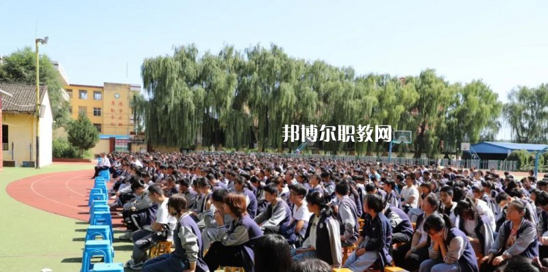 隴縣職業(yè)教育中心2022年報(bào)名條件、招生要求、招生對象