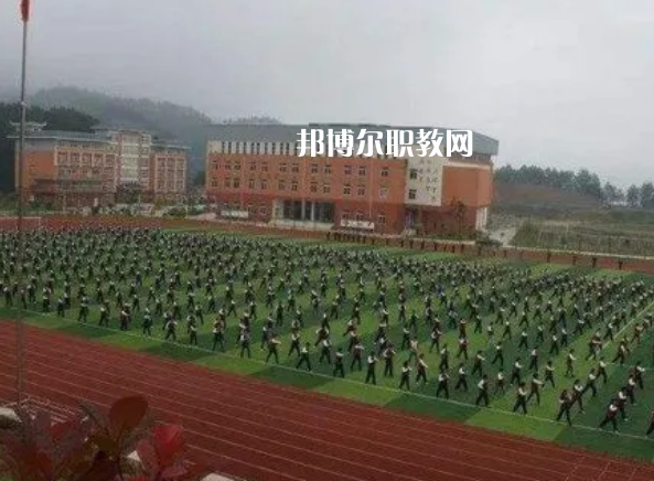 云南貿(mào)易經(jīng)濟(jì)學(xué)校2022年報(bào)名條件、招生要求。招生對(duì)象