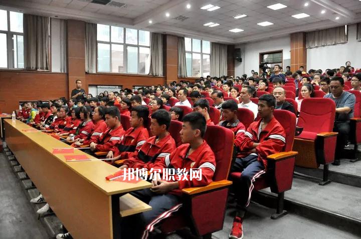 黃陵職業(yè)教育中心2022年報名條件、招生要求、招生對象