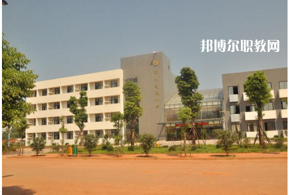 會東縣職業(yè)技術(shù)學(xué)校2022年報(bào)名條件、招生要求、招生對象