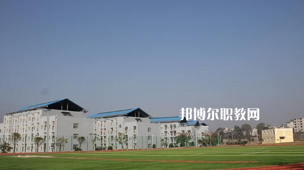 貴州興仁民族職業(yè)技術(shù)學(xué)校2022年學(xué)費(fèi)、收費(fèi)多少