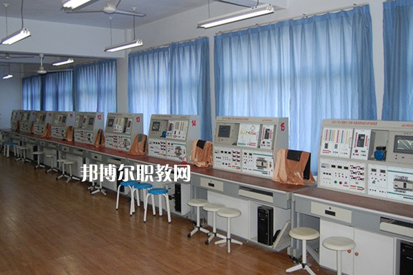 懷來縣職業(yè)技術(shù)教育中心2022年學(xué)費(fèi)、收費(fèi)多少