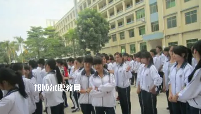 高州第一技工學(xué)校2022年報(bào)名條件、招生要求、招生對(duì)象