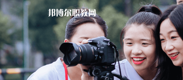 成都現(xiàn)代職業(yè)技術(shù)學(xué)校2022年報(bào)名條件、招生要求、招生對(duì)象