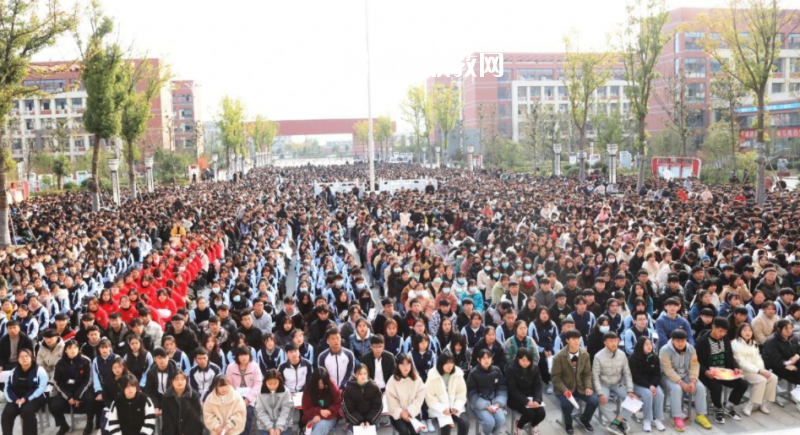 靈璧高級職業(yè)技術(shù)學(xué)校2022年報名條件、招生要求、招生對象