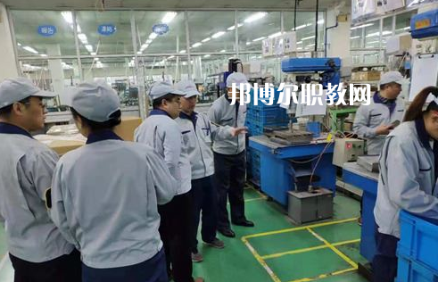 承德科技管理工程學(xué)校2022年報名條件、招生要求、招生對象