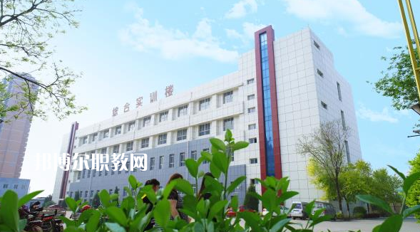 彌勒縣職教中心學(xué)校2022年學(xué)費、收費多少