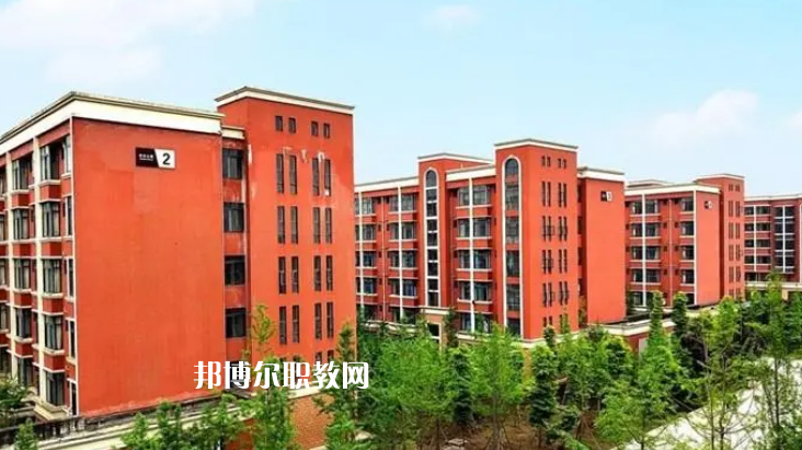 樂山醫(yī)藥科技學(xué)校2022年報(bào)名條件、招生要求、招生對(duì)象