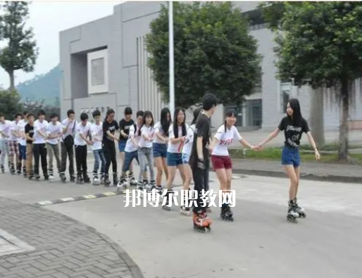 內(nèi)江大千職業(yè)技術(shù)學(xué)校2022年報(bào)名條件、招生要求、招生對(duì)象