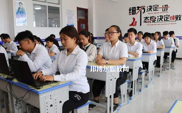 吳橋縣職業(yè)技術(shù)教育中心2022年報(bào)名條件、招生要求、招生對象