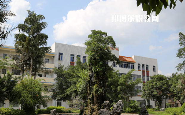 廣西玉林農(nóng)業(yè)學校2022年報名條件、招生要求、招生對象