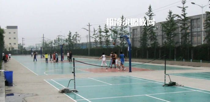曲靖麒麟職業(yè)技術(shù)學(xué)校2022年學(xué)費(fèi)、收費(fèi)多少
