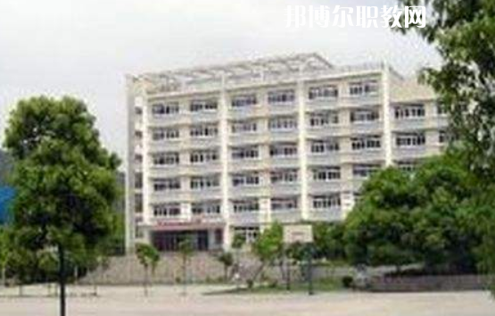 廣安鄰水金科職業(yè)技術(shù)學(xué)校2022年報(bào)名條件、招生要求、招生對象