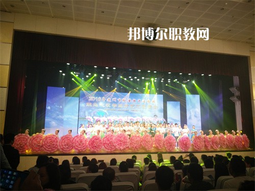 達(dá)州華西職業(yè)技術(shù)學(xué)校2022年報名條件、招生要求、招生對象