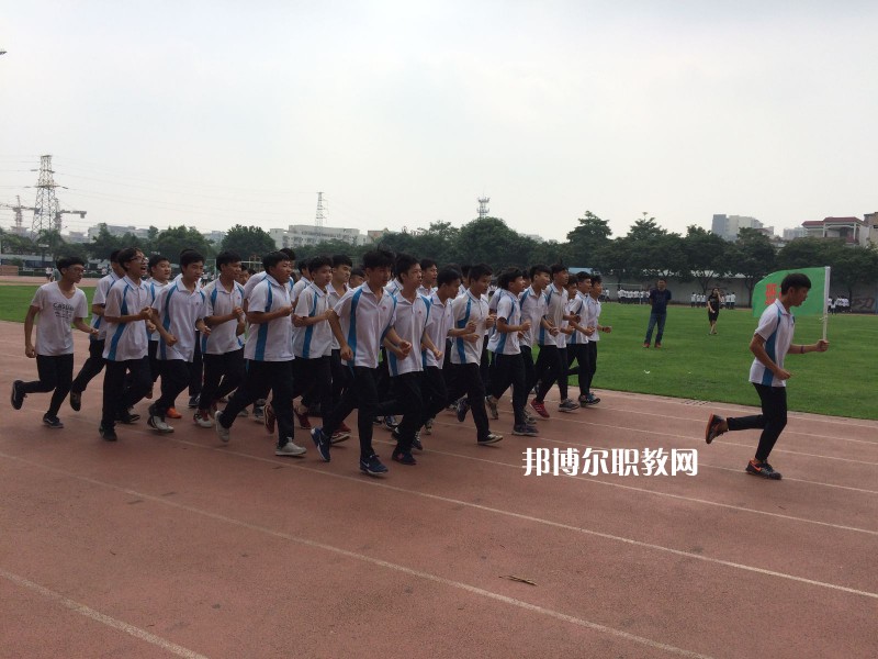 佛山順德區(qū)胡錦超職業(yè)技術(shù)學(xué)校2022年報(bào)名條件、招生要求、招生對(duì)象
