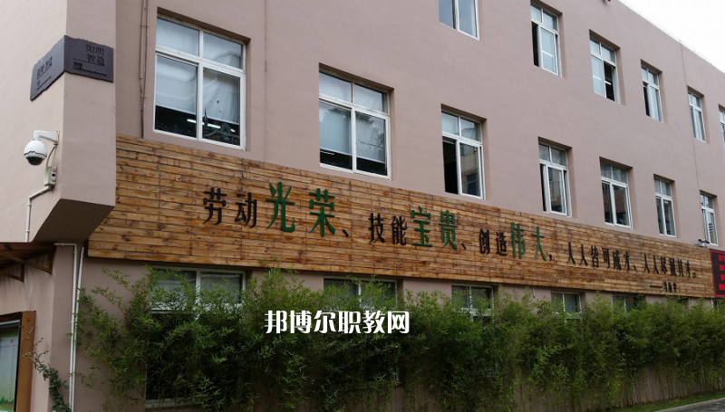 龍灣區(qū)職業(yè)技術學校教育集團學校2022年招生辦聯系電話