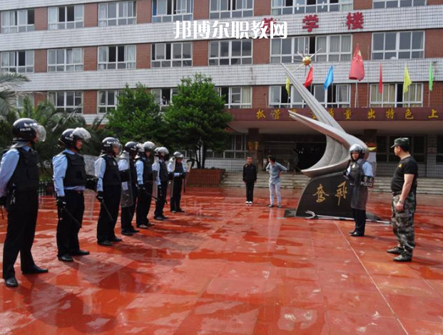 四川省工業(yè)貿(mào)易學校2022年報名條件、招生要求、招生對象