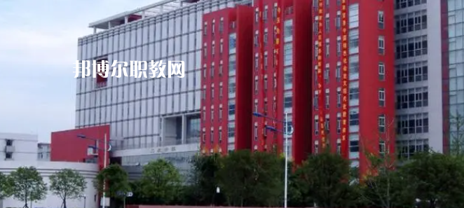 四川音樂學(xué)院附屬中等藝術(shù)學(xué)校怎么樣、好不好