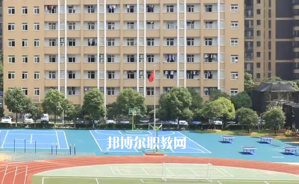 武漢助產(chǎn)學(xué)校2022年報(bào)名條件、招生要求、招生對(duì)象